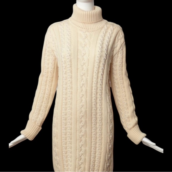 CHANEL Ivory Cable Knit & Pearl
Sweater Dress - Picture 5 of 13